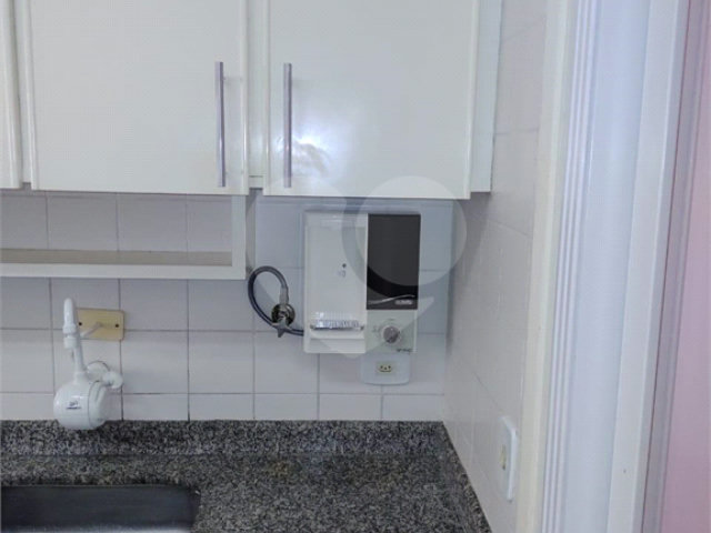 Apartamento à venda com 3 quartos, sendo 1 suíte,  em Saúde, São Paulo, SP