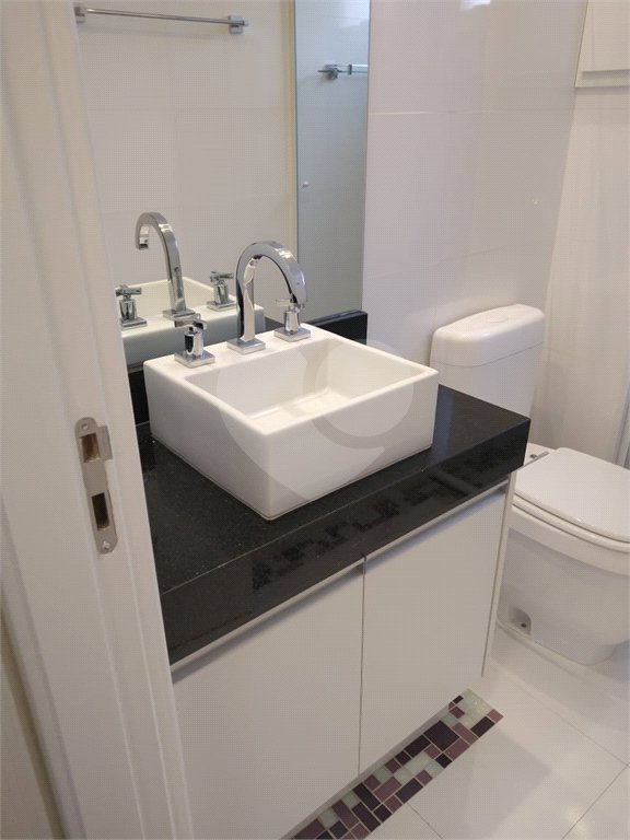 Apartamento 3 suítes, varanda gourmet, 3 vagas em Condomínio Clube na Mooca