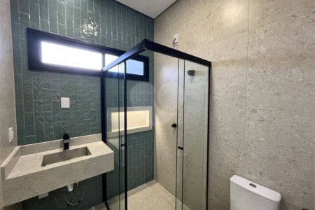 Casa à venda com 3 quartos, sendo 1 suíte, no condomínio Terras de São Francisco, Sorocaba - SP