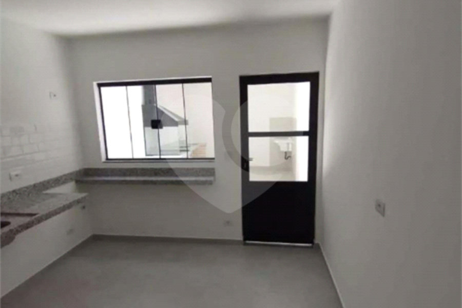 Sobrado à venda com 3 quartos, sendo 1 suíte,  em Jardim Maristela, São Paulo, SP
