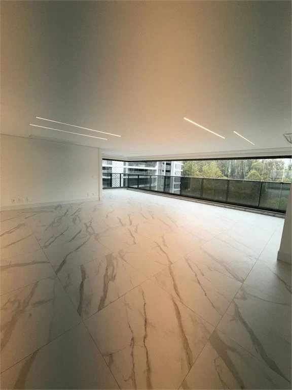 Apartamento para alugar com 4 suítes em Jardim Morumbi, São Paulo, SP