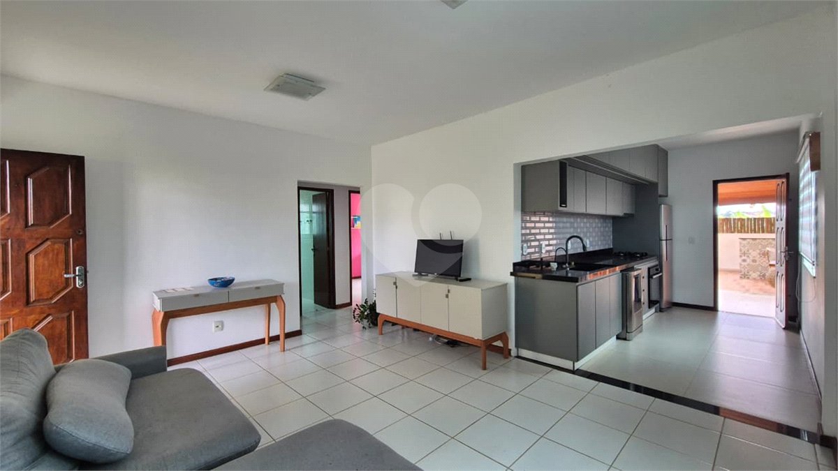 Casa à venda com 3 quartos, sendo 1 suíte, em Rasa, Armação dos Búzios, RJ