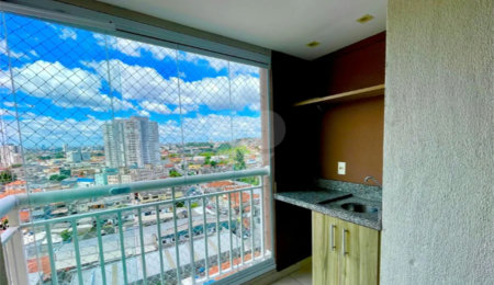 Apartamento à venda com 2 quartos, sendo 1 suíte,  em Vila Galvão, Guarulhos, SP