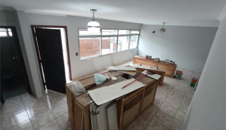 Casa à venda ou para alugar com 3 suítes em Santana, São Paulo, SP