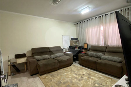 Casa à venda com 3 quartos, sendo 1 suíte, em Jardim Santa Clara, Guarulhos, SP