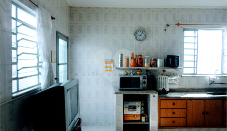 Casa à venda com 3 quartos em Vila Clayton, Valinhos, SP