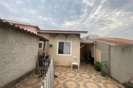Casa à venda com 2 quartos no condomínio Vila Del Rey, Sorocaba - SP