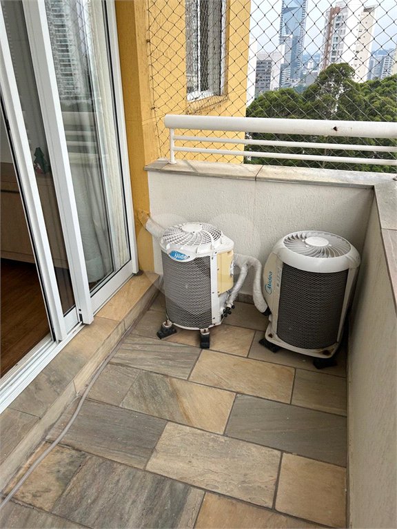 Apartamento à venda com 2 quartos, sendo 1 suíte,  em Paraíso do Morumbi, São Paulo, SP