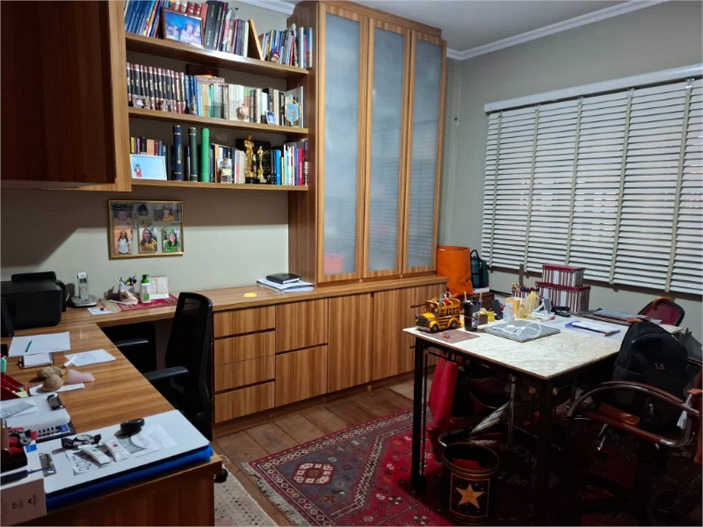 Sobrado à venda com 4 quartos, sendo 2 suítes, em Jardim Leonor, São Paulo, SP