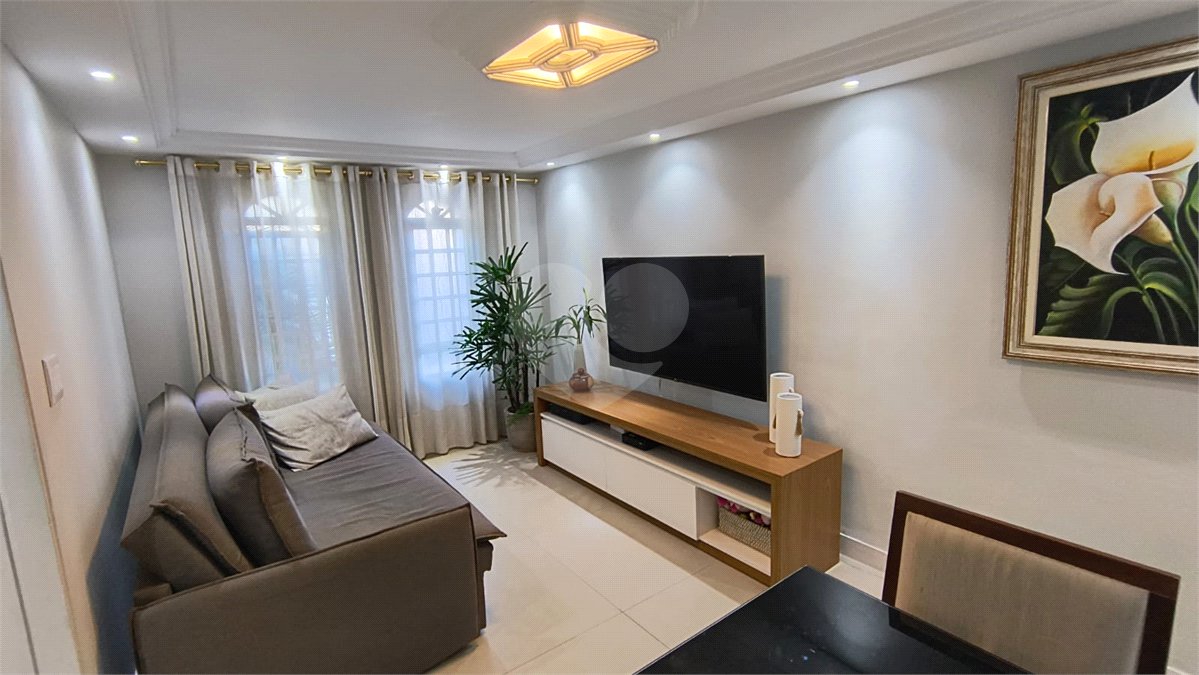 Sobrado à venda com 3 quartos, sendo 1 suíte, em Vila Medeiros, São Paulo, SP