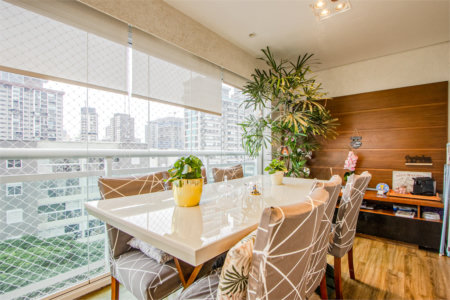 Apartamento à venda com 2 quartos, sendo 1 suíte,  em Jardim das Acácias, São Paulo, SP