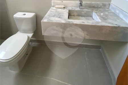 Casa à venda com 3 suítes no condomínio Parque das Camélias, Jundiaí - SP