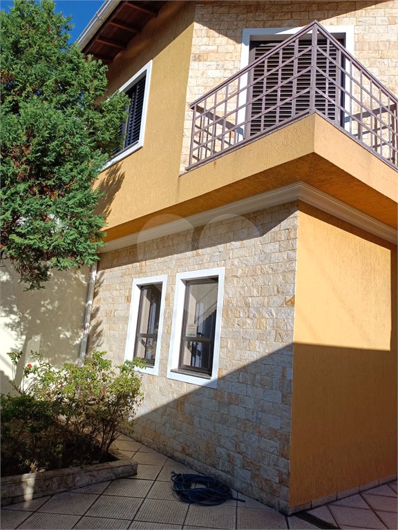 Sobrado à venda com 3 quartos, sendo 1 suíte, em Vila Paiva, São Paulo, SP