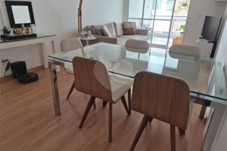 Apartamento à venda com 2 quartos, sendo 1 suíte, em Pinheiros, São Paulo, SP