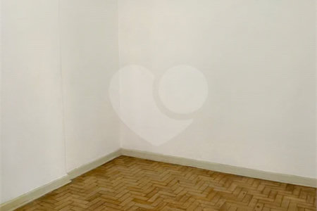 Excelente oportunidade! Paraíso 125m², 3dormitórios sendo 1 suíte, 1 vaga.