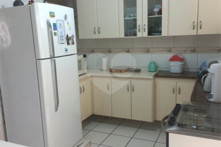 Imóvel em excelente estado de conservação localizado no Jardim Beatriz a Venda