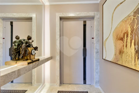 Apartamento à venda com 3 quartos, sendo 1 suíte, em Jardim Marajoara, São Paulo, SP