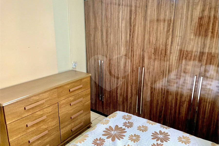 LINDO APARTAMENTO COM 02 DORMITÓRIOS.