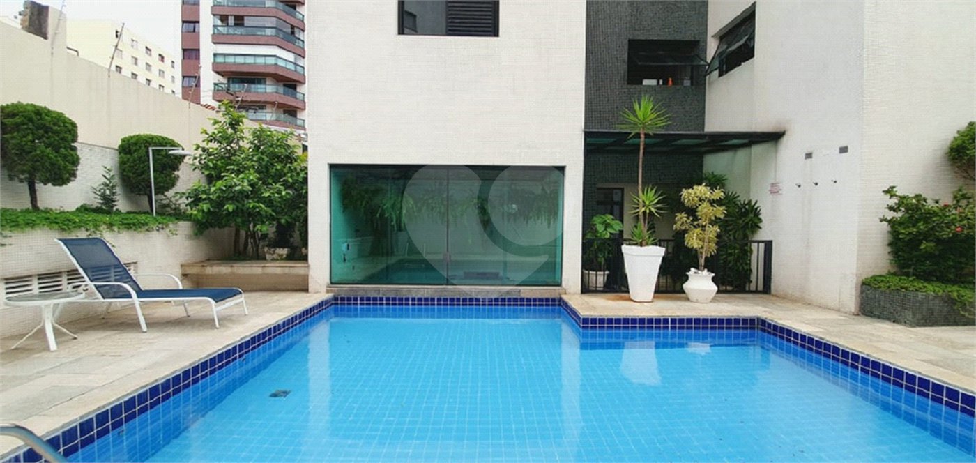 Apartamento à venda no Planalto Paulista de 147m² com 3 suítes e 3 vagas.