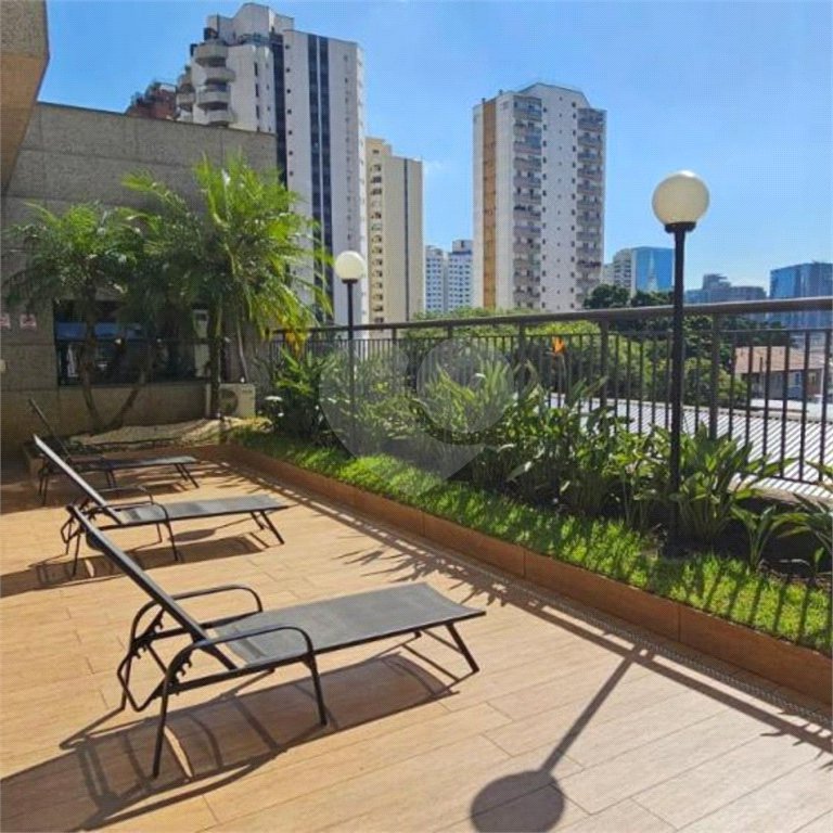 Apartamento no Itaim Bibi de 45m2 com 1 dorm, 1 banheiro, 1vaga. Estuda permuta. Viva a um passo dos melhores shoppings, hospitais, escolas e rodovias principais com 1 dorm, 1 banheiro, 1 vaga. Estuda permuta