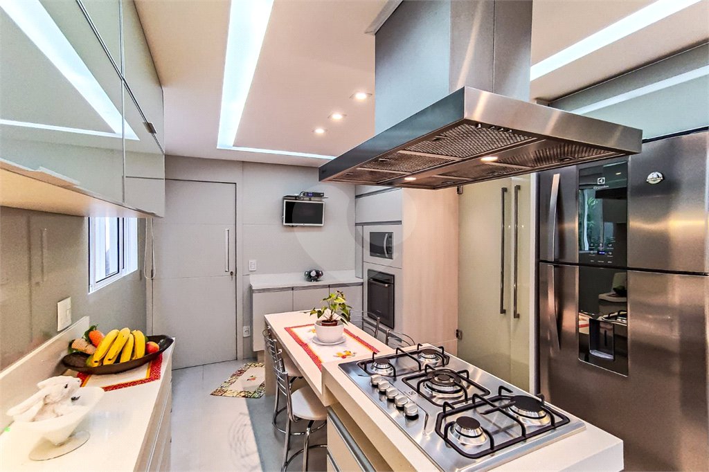 Casa à venda com 3 suítes no condomínio Residencial Paineiras, São Paulo - SP