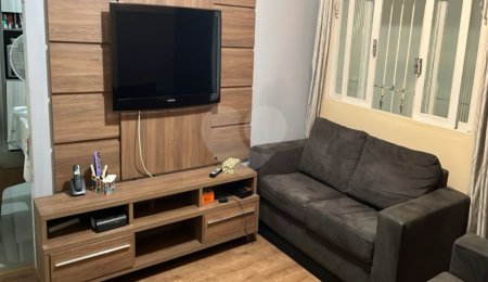 Sobrado à venda com 4 quartos em Vila Talarico, São Paulo, SP