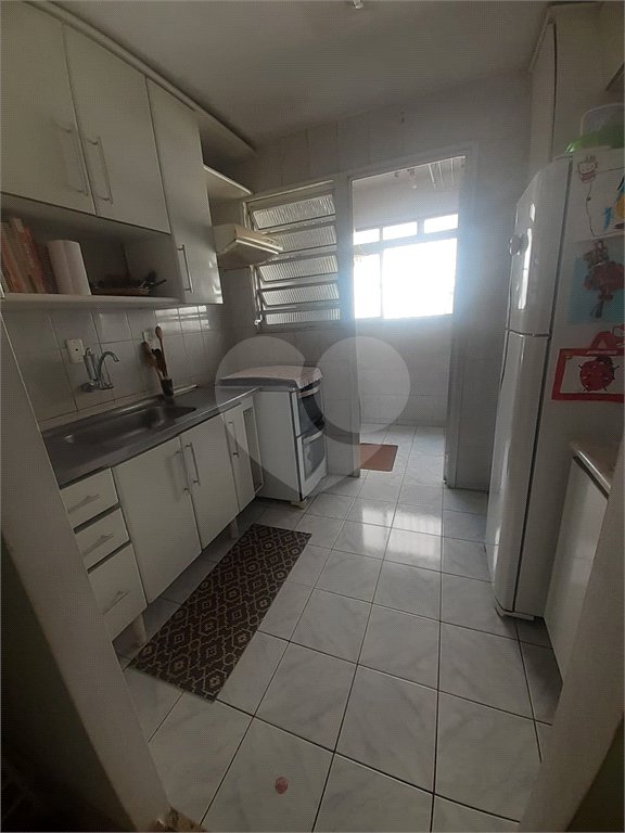 Apartamento com 62 m² e 2 dormitórios por 300 mil reais, Vila Nivi São Paulo, SP.