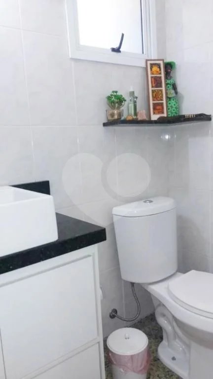 Lindo Sobrado em Condomínio