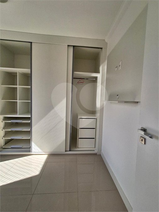Indaiatuba- Edificio place View - R$ 825.000,00 - Lindo apartamento com planejados para locação em Indaiatuba/SP -Pertinho do lindo Parque Ecológico - 3 Dormitórios sendo. 1 Suítes, 2 Banheiros, sala.2 vagas cobertas - Torre única com 12 andares - No terraço - 13º andar encontra-se as áreas comuns :