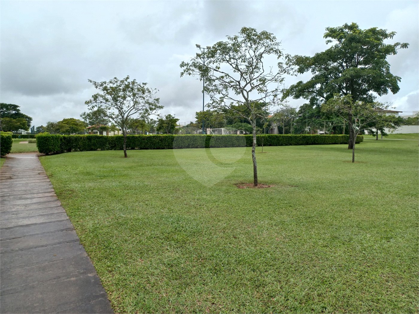Terreno para venda no condomínio de alto padrão DAMHA II