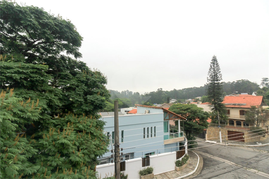 Sobrado nas Palmas do tremembé!