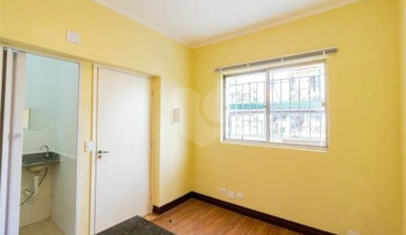 Casa à venda com 12 quartos em Cambuci, São Paulo, SP