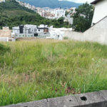 Vende terreno de 346,00m2 - ótima localização