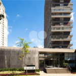 EXCELENTE OPORTUNIDADE DE LOCAÇÃO DA VILA NOVA CONCEIÇÃO, APTO. 72 M2 MOBILIADO, 1 DORM COM SUÍTE, 2 VAGAS COM DEPÓSITO