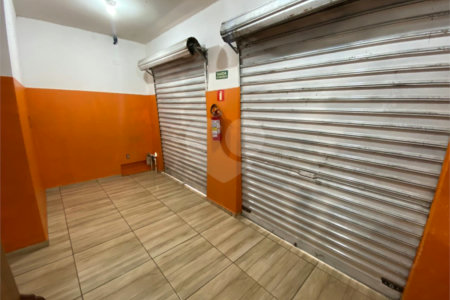 Salão Comercial no Jardim Cruzeiro do Sul.