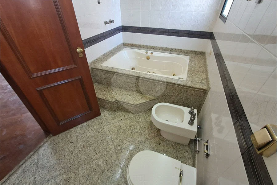 Apartamento à Venda no Edifício Itapema no Bairro Centro em Piracicaba/SP.