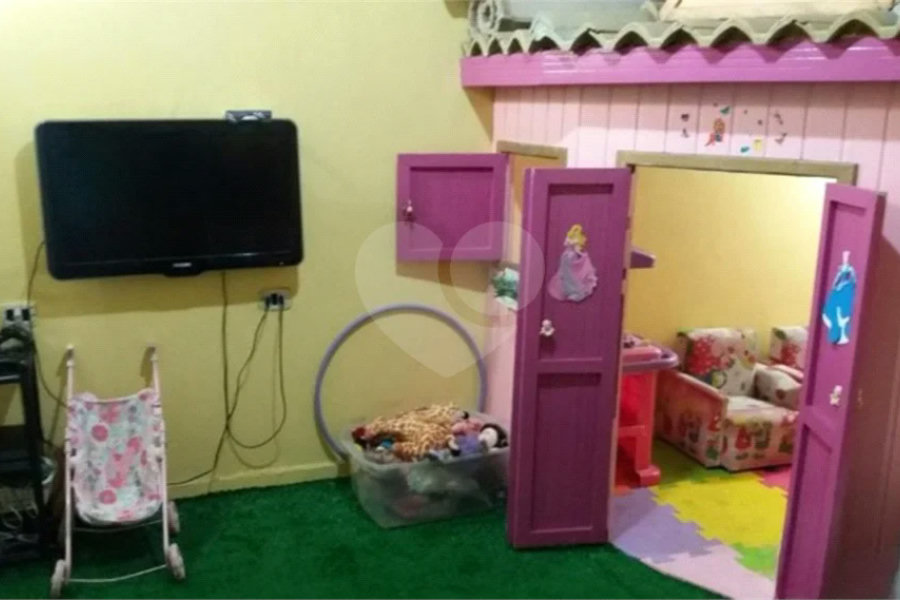 Casa à venda com 3 quartos, sendo 1 suíte, em Jabaquara, São Paulo, SP