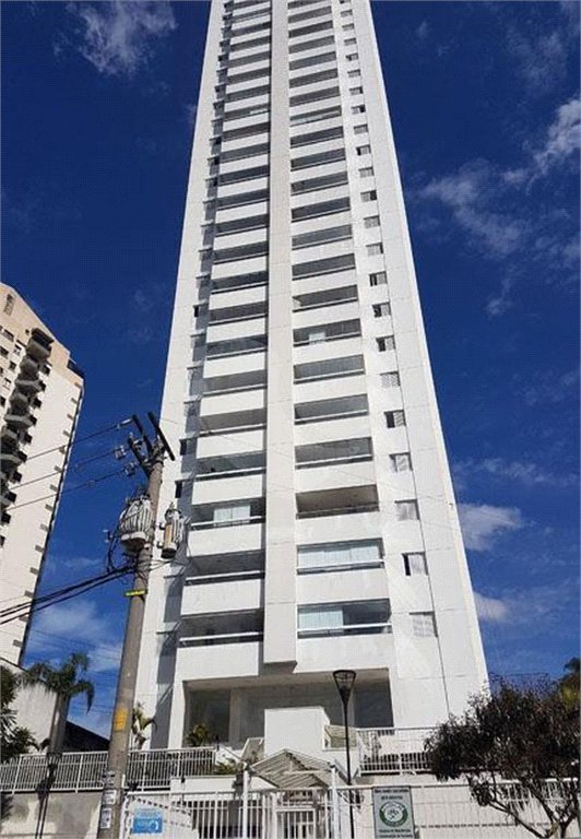 Apartamento Condominio Clube em Pinheiros com 90 m² Útil com 3 dormitórios sendo 1 suíte com 1 Vagas