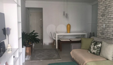 Apartamento à venda com 3 quartos, sendo 1 suíte,  em Vila Regente Feijó, São Paulo, SP