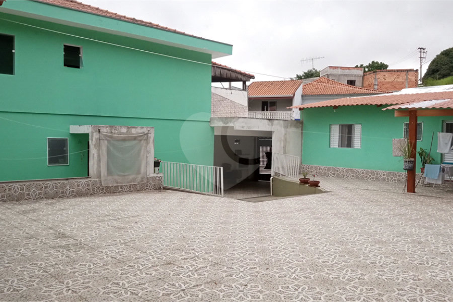 Sobrado com 3 Quartos e 3 banheiros à Venda, 160 m² por R$ 850.000 -Jardim Líbano, São Paulo - SP