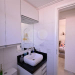 Oportunidade Apartamento mobiliado á venda na saude com 60m² com 2 dorm e 2 vaga. Aceita e estuda Permuta ( sujeito a avaliação).
