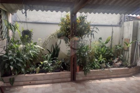 Casa térrea para venda.