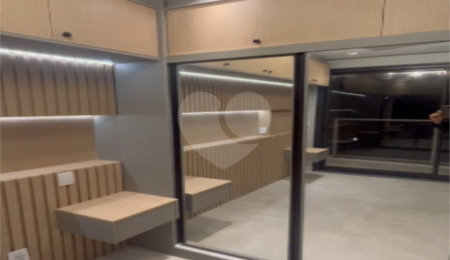 Apartamento à venda ou para alugar com 1 suíte em Pinheiros, São Paulo, SP