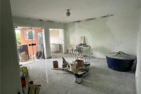 Casa com 68m², 3 dormitórios, 2 vagas, à venda em Jardim Vista Alegre.