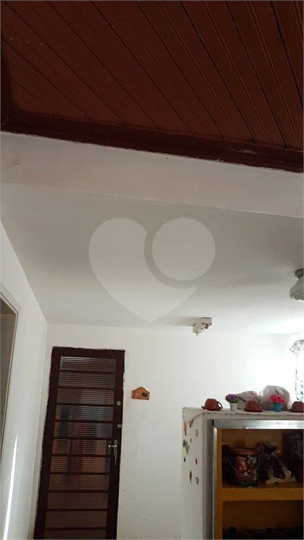 Casa térrea para venda.