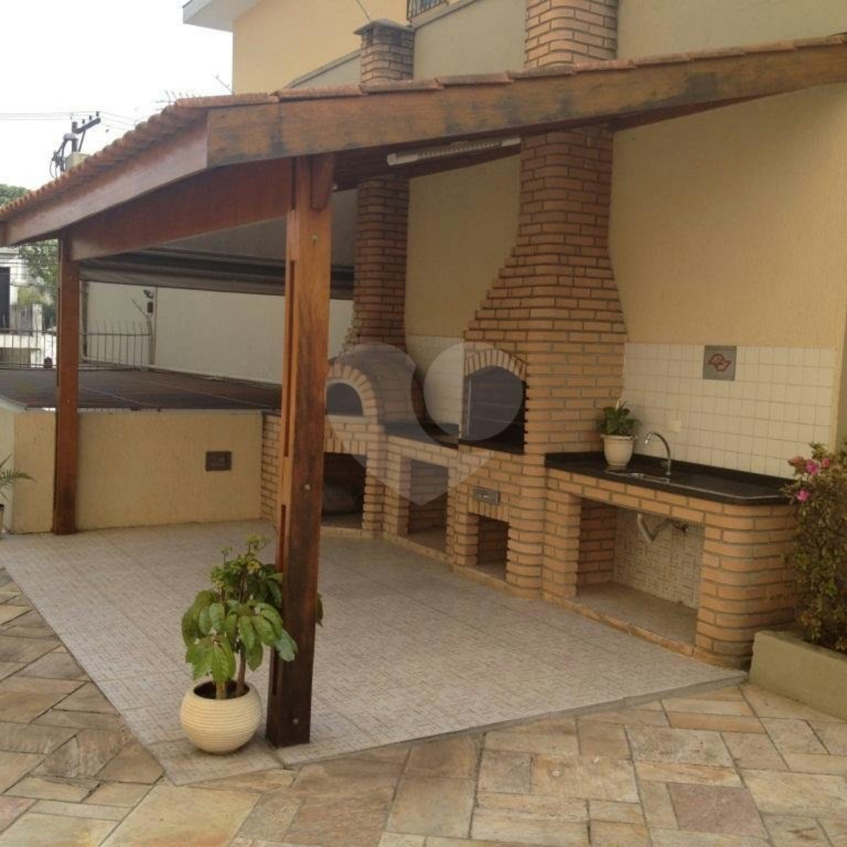 Apartamento à venda com 2 quartos, sendo 1 suíte,  em Jardim Aeroporto, São Paulo, SP