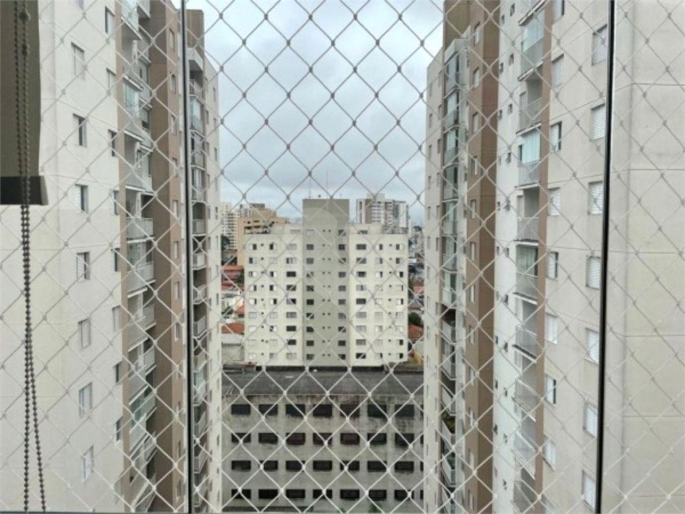 Apartamento à venda com 3 quartos, sendo 1 suíte, em Jardim Prudência, São Paulo, SP