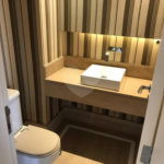 Apto 220 metros no Campo Belo. varanda, 5 vagas, 3 suítes. Visite