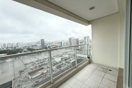 Sala para locação Domo Business 101 m - 2 vagas - Sala com divisórias, ar condicionado e banheiro.