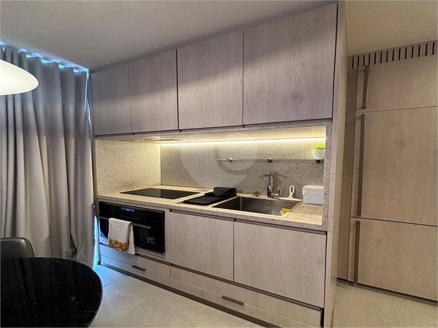 Maravilhoso Studio na Vila Nova Conceição, totalmente mobiliado 26 m2, 1 dormitório, 1 vaga